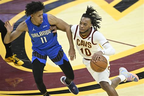 Cavaliers overcome slow start to defeat Magic